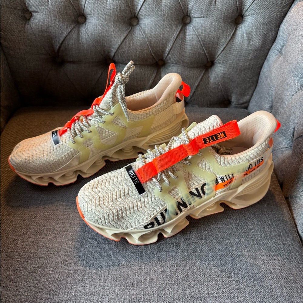 Men’s Sneakers - Weite - Size 12